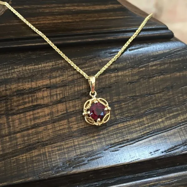 Yellow Gold Round Garnet Filigree Pendant Image 2 J. Schrecker Jewelry Hopkinsville, KY