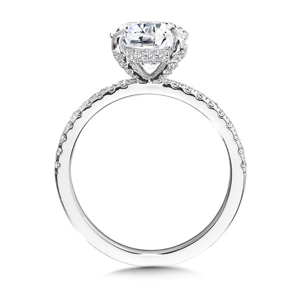 Lab Grown DIamond Engagement RIng J. Thomas Jewelers Rochester Hills, MI