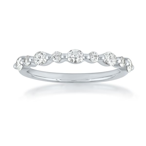 Oval And Round Diamonds J. Thomas Jewelers Rochester Hills, MI