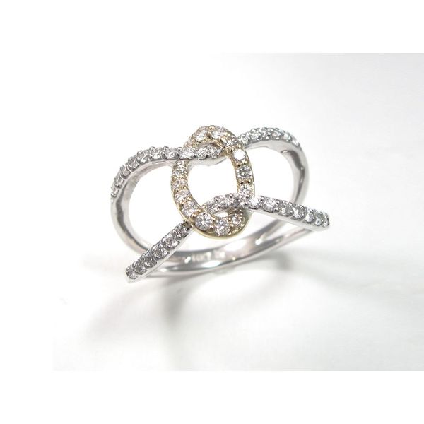 Contemporary Diamond RIng J. Thomas Jewelers Rochester Hills, MI