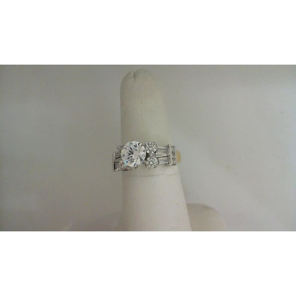 18 Karat Yellow And White Gold Engagement Ring Image 2 J. Thomas Jewelers Rochester Hills, MI