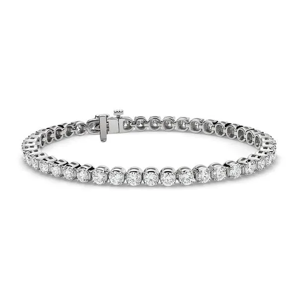 Laboratory Grown Diamond Bracelets J. Thomas Jewelers Rochester Hills, MI