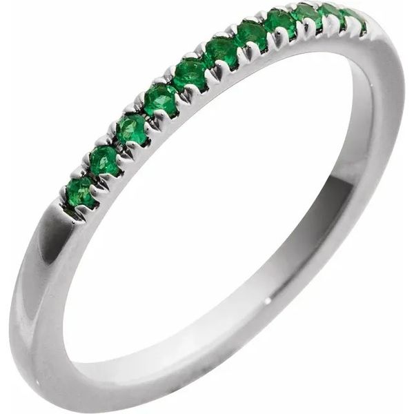 Lab Grown Emerald J. Thomas Jewelers Rochester Hills, MI