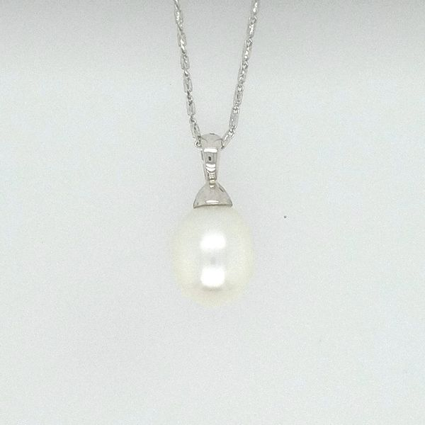 White Gold Pearl Pendant J. Thomas Jewelers Rochester Hills, MI