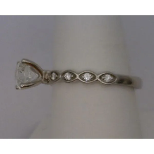 Engagement Ring Image 2 Joint Venture Estate Jewelry Charleston, SC
