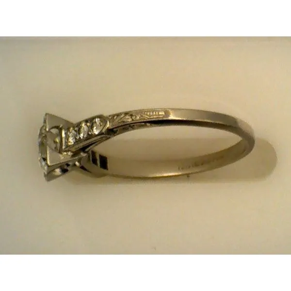 Engagement Ring Image 2 Joint Venture Estate Jewelry Charleston, SC