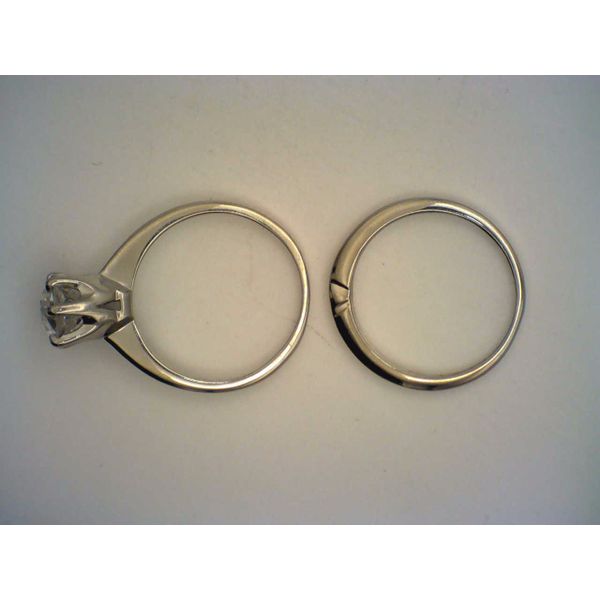 Engagement Ring Image 3 Joint Venture Estate Jewelry Charleston, SC