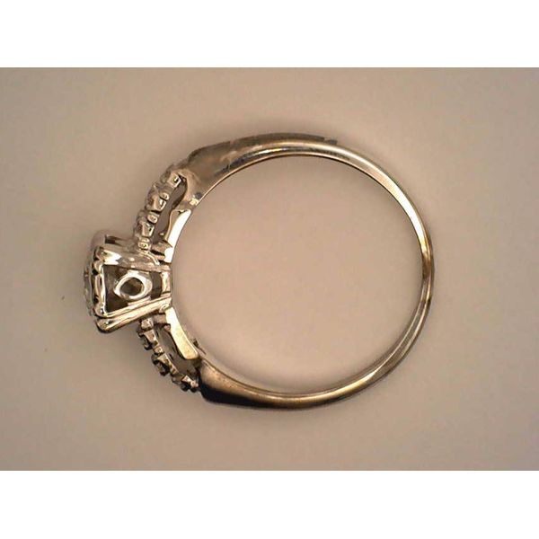 Engagement Ring Image 3 Joint Venture Estate Jewelry Charleston, SC