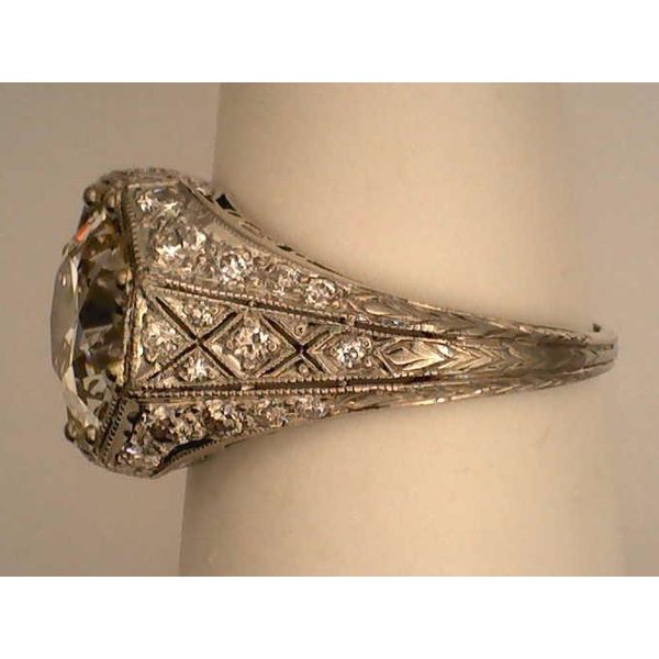 Engagement Ring Image 2 Joint Venture Estate Jewelry Charleston, SC