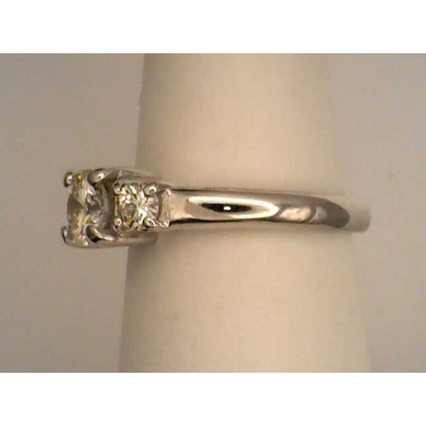 Engagement Ring Image 2 Joint Venture Estate Jewelry Charleston, SC