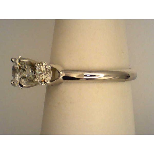 Engagement Ring Image 2 Joint Venture Estate Jewelry Charleston, SC