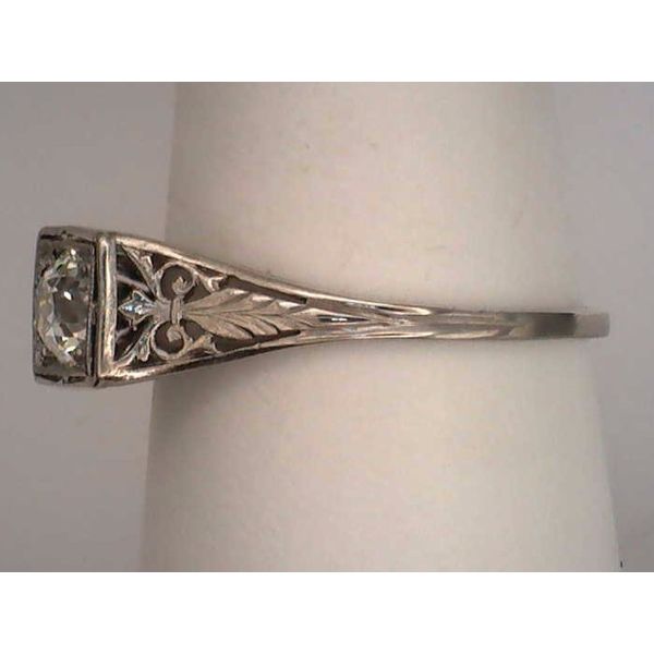 Engagement Ring Image 2 Joint Venture Estate Jewelry Charleston, SC