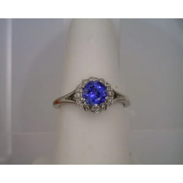 Colored Stone Rings / Pearl Rings Image 2 Joint Venture Estate Jewelry Charleston, SC