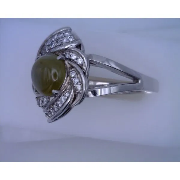 Colored Stone Rings / Pearl Rings Image 3 Joint Venture Estate Jewelry Charleston, SC