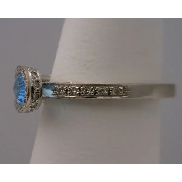 Colored Stone Rings / Pearl Rings Image 2 Joint Venture Estate Jewelry Charleston, SC