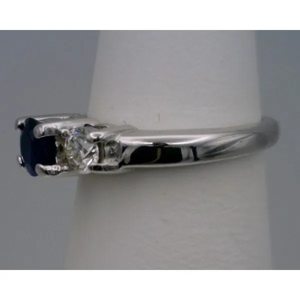 Colored Stone Rings / Pearl Rings Image 2 Joint Venture Estate Jewelry Charleston, SC