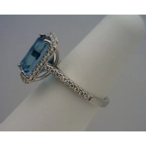 Colored Stone Rings / Pearl Rings Image 2 Joint Venture Estate Jewelry Charleston, SC