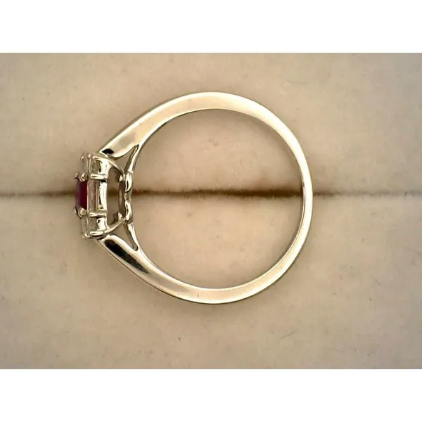 Colored Stone Rings / Pearl Rings Image 3 Joint Venture Estate Jewelry Charleston, SC