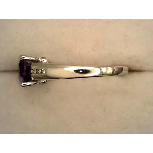 Colored Stone Rings / Pearl Rings Image 2 Joint Venture Estate Jewelry Charleston, SC