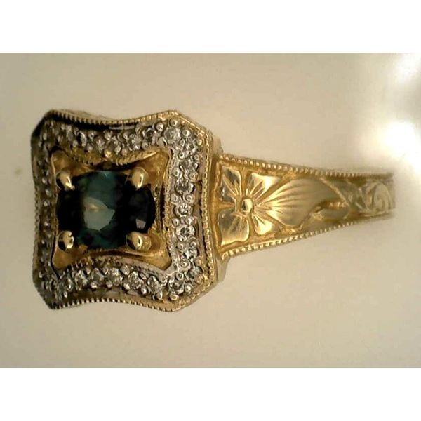 Colored Stone Rings / Pearl Rings Image 2 Joint Venture Estate Jewelry Charleston, SC