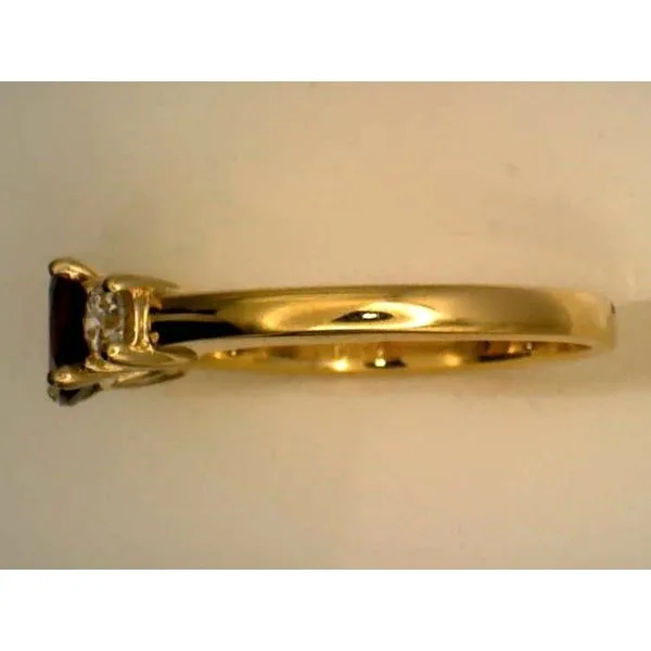 Colored Stone Rings / Pearl Rings Image 3 Joint Venture Estate Jewelry Charleston, SC