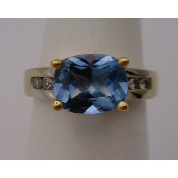 Colored Stone Rings / Pearl Rings Image 2 Joint Venture Estate Jewelry Charleston, SC