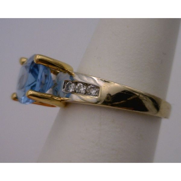 Colored Stone Rings / Pearl Rings Image 3 Joint Venture Estate Jewelry Charleston, SC