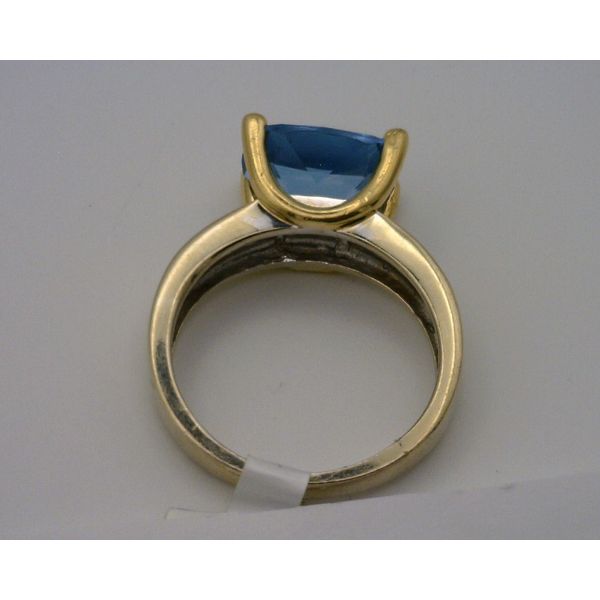 Colored Stone Rings / Pearl Rings Image 4 Joint Venture Estate Jewelry Charleston, SC