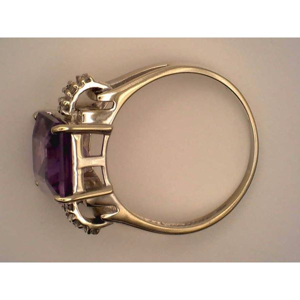 Colored Stone Rings / Pearl Rings Image 3 Joint Venture Estate Jewelry Charleston, SC