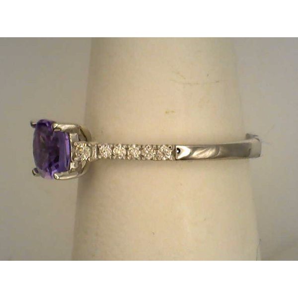 Colored Stone Ring Image 3 Joint Venture Estate Jewelry Charleston, SC