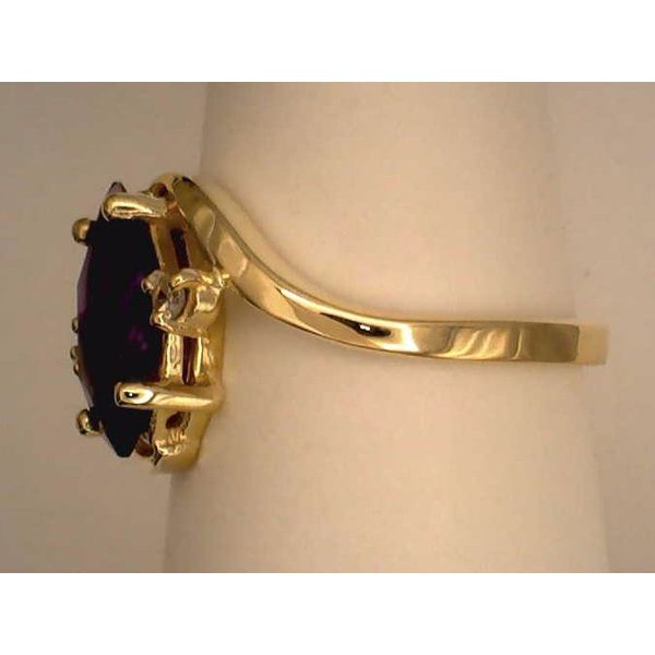 Colored Stone Rings / Pearl Rings Image 2 Joint Venture Estate Jewelry Charleston, SC