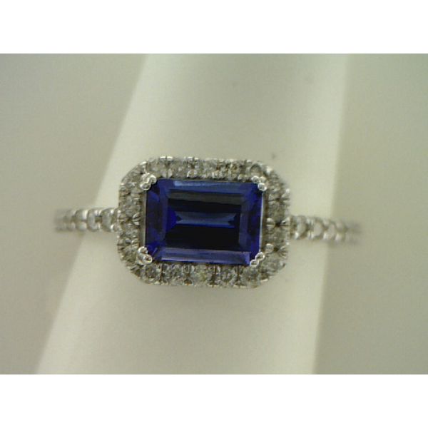 Colored Stone Rings / Pearl Rings Image 2 Joint Venture Estate Jewelry Charleston, SC