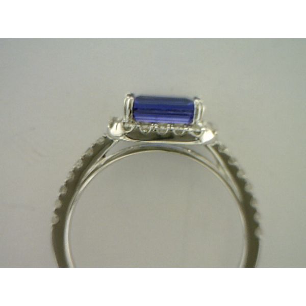 Colored Stone Rings / Pearl Rings Image 4 Joint Venture Estate Jewelry Charleston, SC
