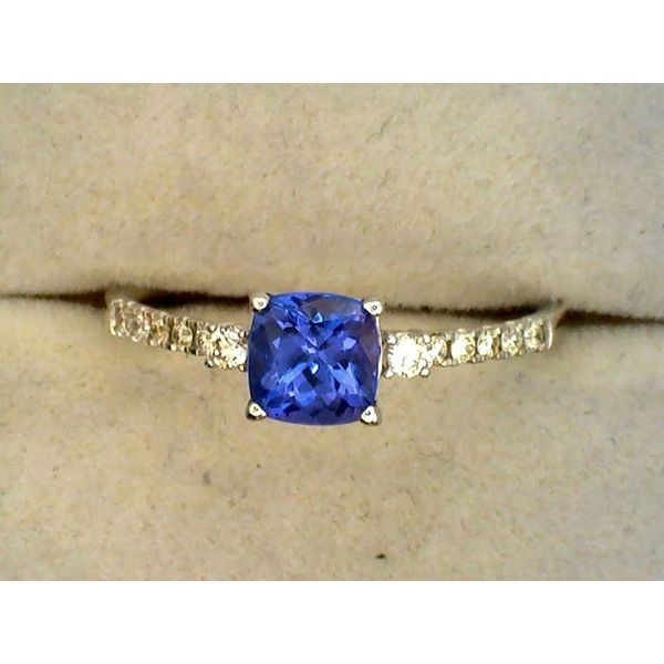 Colored Stone Rings / Pearl Rings Image 2 Joint Venture Estate Jewelry Charleston, SC