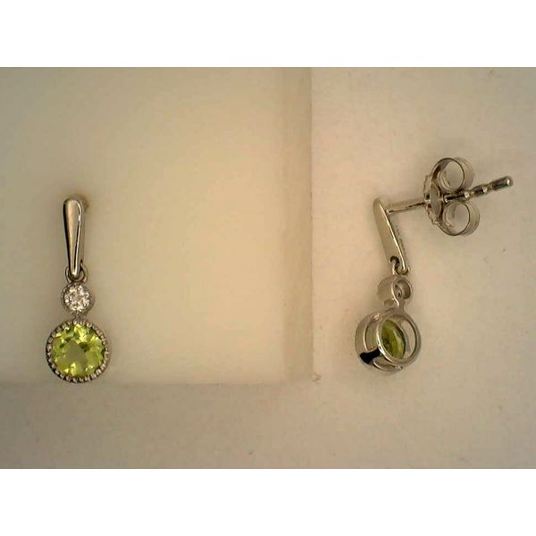 Colored Stone  / Pearl Earrings Image 2 Joint Venture Estate Jewelry Charleston, SC