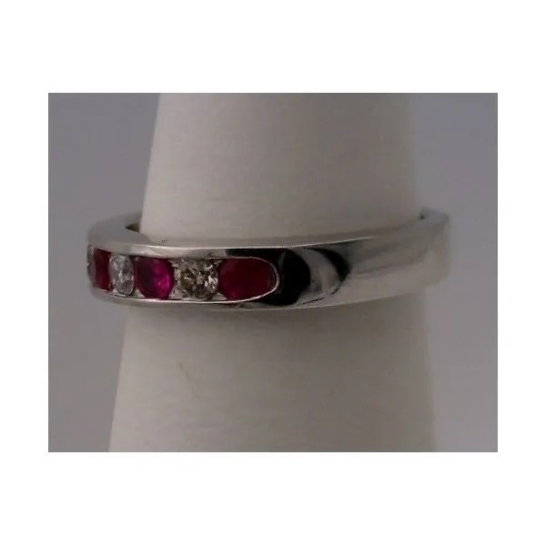 Colored Stone Rings / Pearl Rings Image 3 Joint Venture Estate Jewelry Charleston, SC