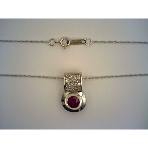 Colored Stone  / Pearl Pendant Image 2 Joint Venture Estate Jewelry Charleston, SC