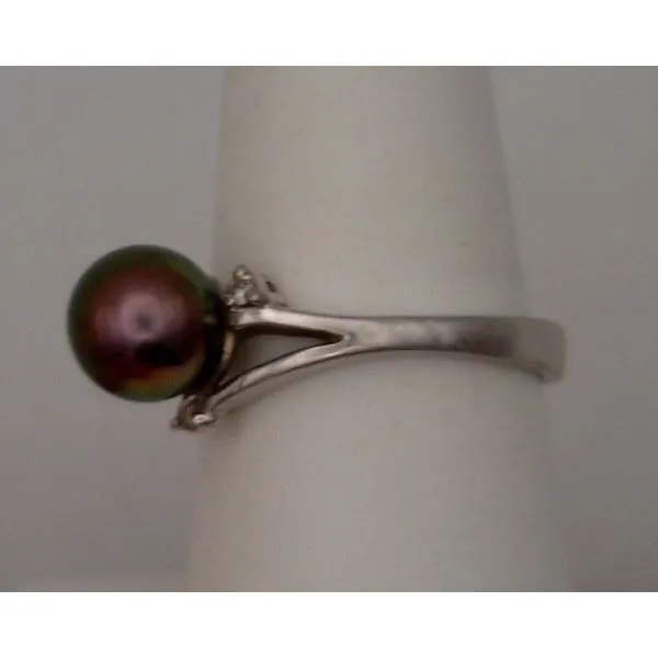 Colored Stone  / Pearl Rings Image 2 Joint Venture Estate Jewelry Charleston, SC