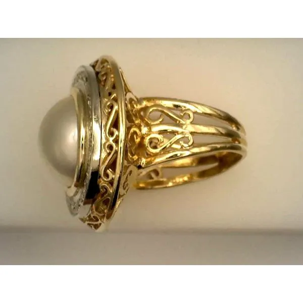 Colored Stone  / Pearl Rings Image 2 Joint Venture Estate Jewelry Charleston, SC