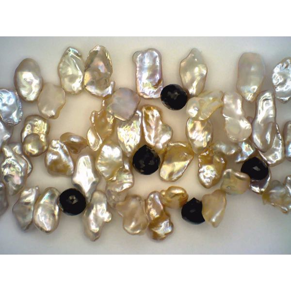 Pearl Bracelet Image 2 Joint Venture Estate Jewelry Charleston, SC
