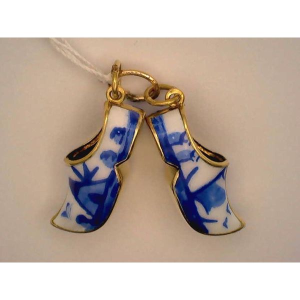 Gold, Silver, Platinum & Other Pendants Image 2 Joint Venture Estate Jewelry Charleston, SC