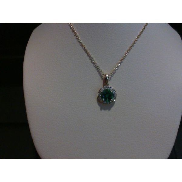 Pendants Keegan's Jewelers Norwood, MA