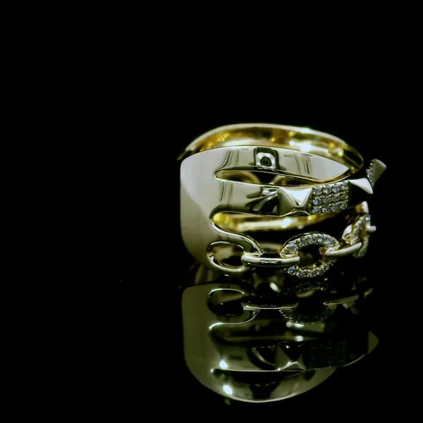 14K Yellow Gold Crossover Diamond Ring Image 4 Kirk & Company Jewelers, Inc Milford, OH