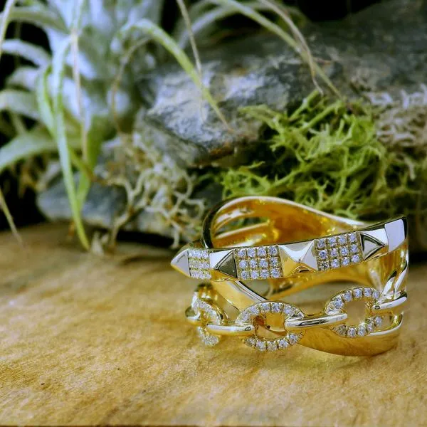 14K Yellow Gold Crossover Diamond Ring Image 5 Kirk & Company Jewelers, Inc Milford, OH