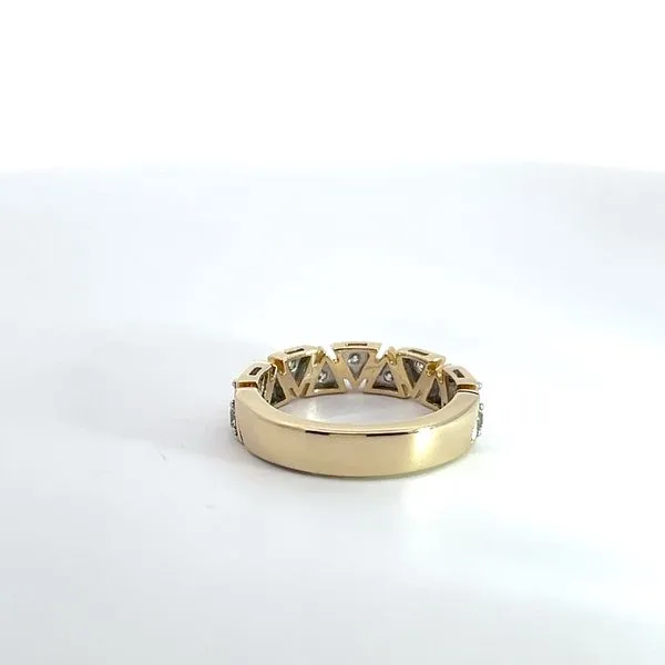 14K Yellow Gold Diamond Triangle Band Image 3 Kirk & Company Jewelers, Inc Milford, OH
