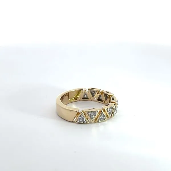14K Yellow Gold Diamond Triangle Band Image 4 Kirk & Company Jewelers, Inc Milford, OH