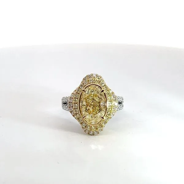 18K White and Yellow Gold and Diamond Fashion Ring Kirk & Company Jewelers, Inc Milford, OH