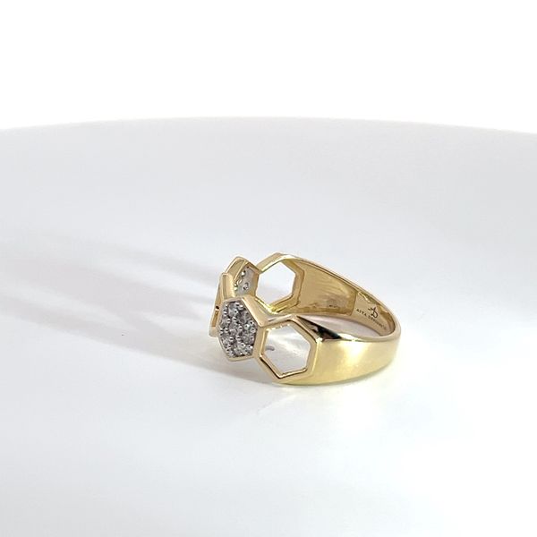 14K Yellow Gold Diamond Hexagon Band Image 2 Kirk & Company Jewelers, Inc Milford, OH
