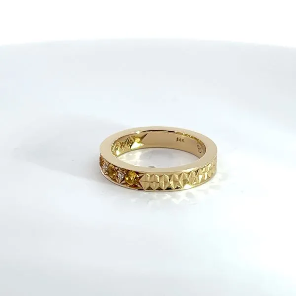 14K Yellow Gold Hand Engraved Band Image 2 Kirk & Company Jewelers, Inc Milford, OH