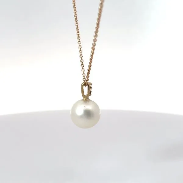 14K Yellow Gold South Sea Pearl and Diamond Pendant Image 3 Kirk & Company Jewelers, Inc Milford, OH